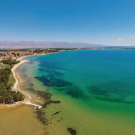 Appartement In With Kitchen Vir