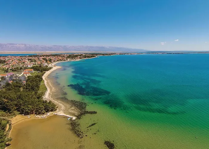 Lägenhet In With Kitchen Vir