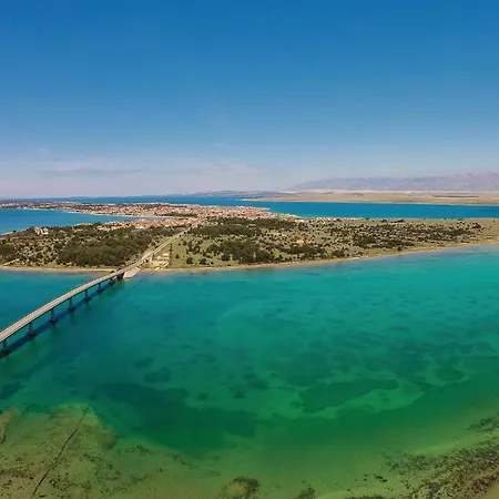 Apartamento In With Kitchen